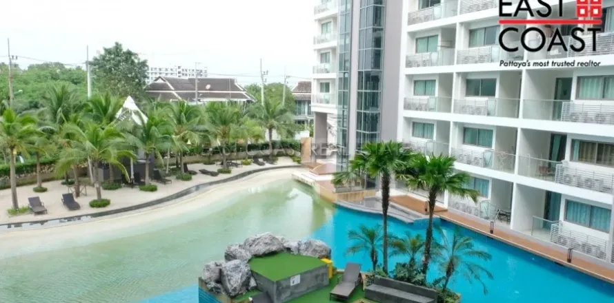 Condominio de 2 dormitorios en Jomtien Beach, Pattaya, Tailandia № 213532