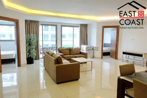 Condominio de 2 dormitorios en Jomtien Beach, Pattaya, Tailandia № 213532 - foto 2