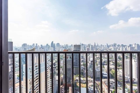 Condo in Bangkok, Thailand, 3 bedrooms  № 175562 - photo 15