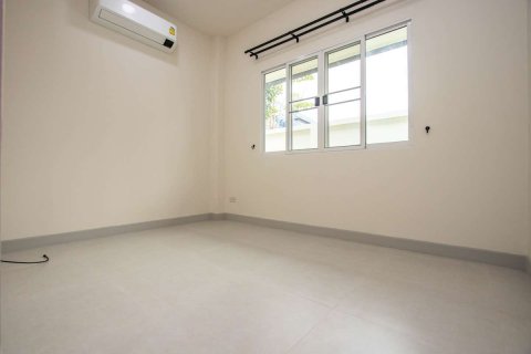 Дом в Чиангмае, Таиланд с 3 спальнями  № 175567 - фото 11