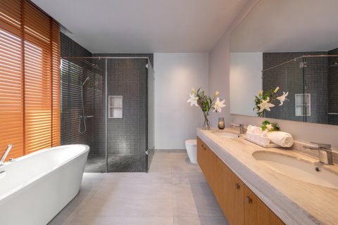 House in Bang Tao, Thailand 3 bedrooms № 75507 - photo 13