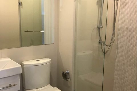 Студия в кондо в Клонг Тоэй, Бангкок, Таиланд № 150110 - фото 5