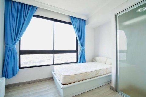 Кондоминиум с 2 спальнями в Банг-Кхо-Лаеме, Бангкок, Таиланд № 150109 - фото 3