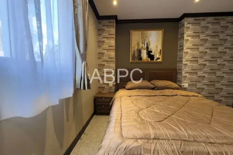 Condominio de 2 dormitorios en Jomtien Beach, Pattaya, Tailandia № 210608 - foto 5