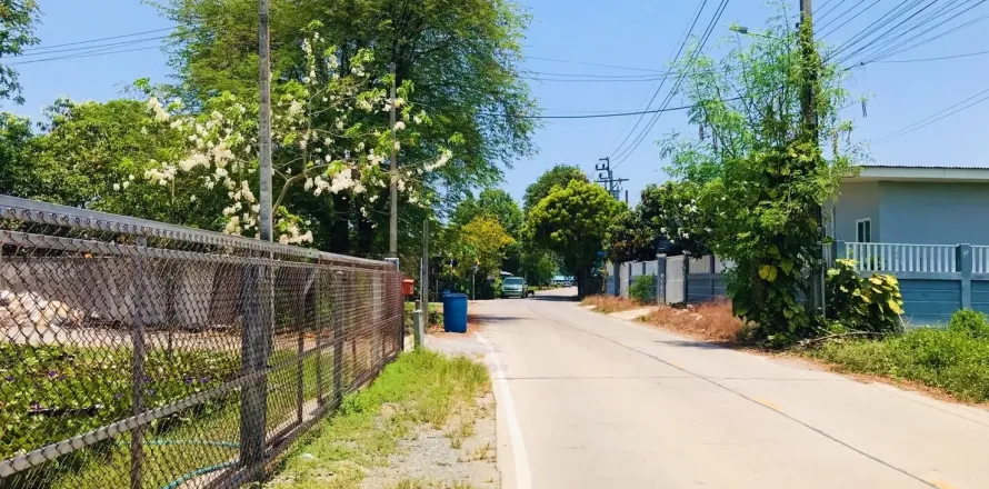 Terrain à Bang Yai, Thaïlande 14400 m2 № 169561