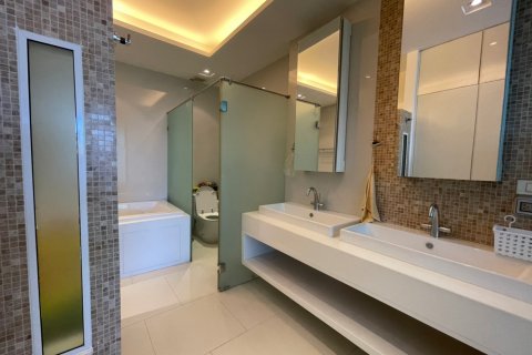 Appartement à Pattaya, Thaïlande 2 chambres № 134152 - photo 3