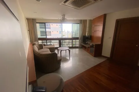 Condo à Khlong Toei, Bangkok, Thaïlande, 3 chambres  № 149704 - photo 5