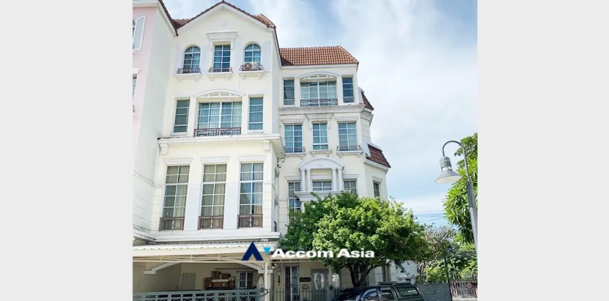 Haus in Bang Kho Laem, Bangkok, Thailand 4 Schlafzimmer № 216571