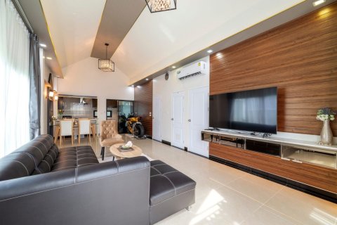 Дом в Паттайе, Таиланд с 3 спальнями  № 152478 - фото 4