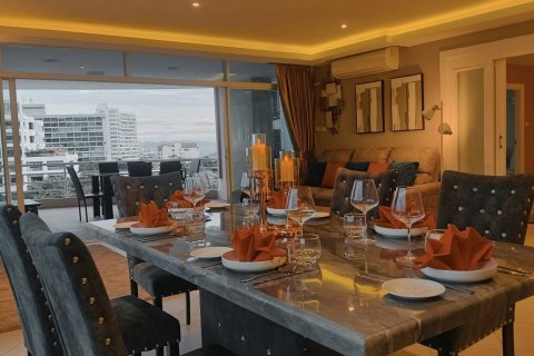 Condo in Pattaya, Thailand, 3 bedrooms  № 152474 - photo 8