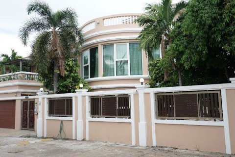 Кондоминиум с 6 спальнями в Паттайе, Таиланд № 152476 - фото 2