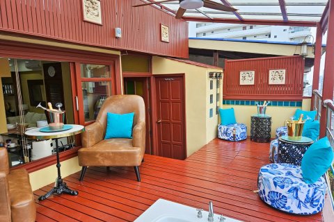 Коммерческая недвижимость в Чонбури, Таиланд 433м2 № 152479 - фото 5