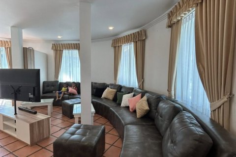 Дом в Паттайе, Таиланд с 4 спальнями  № 152475 - фото 13