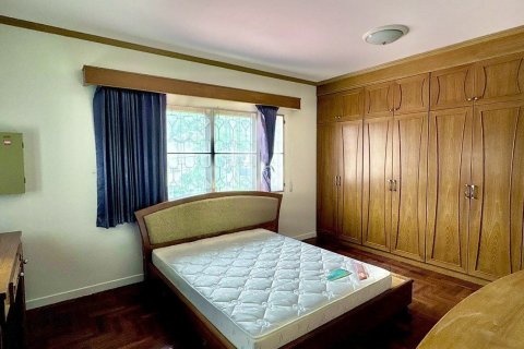 House in Pattaya, Thailand 4 bedrooms № 152480 - photo 17