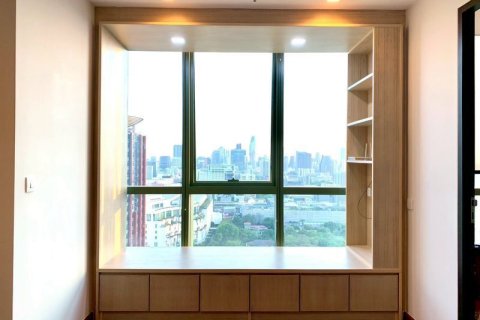 Studio dans le Condo à Ratchathewi, Bangkok, Thaïlande  № 170557