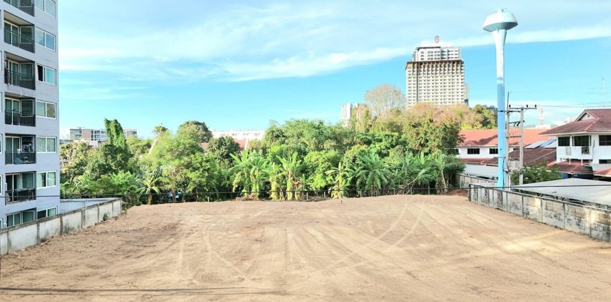 Земельный участок в Паттайе, Таиланд 2380м2  № 170553