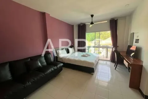 Casa de 7 dormitorios en Jomtien Beach, Pattaya, Tailandia № 211979 - foto 10
