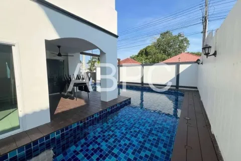 Casa de 7 dormitorios en Jomtien Beach, Pattaya, Tailandia № 211979 - foto 6