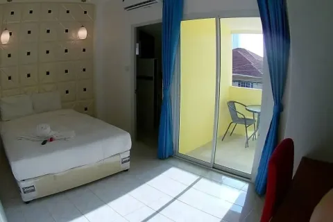 Casa de 7 dormitorios en Jomtien Beach, Pattaya, Tailandia № 211978 - foto 23