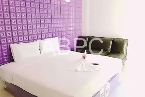 Casa de 7 dormitorios en Jomtien Beach, Pattaya, Tailandia № 211978 - foto 11