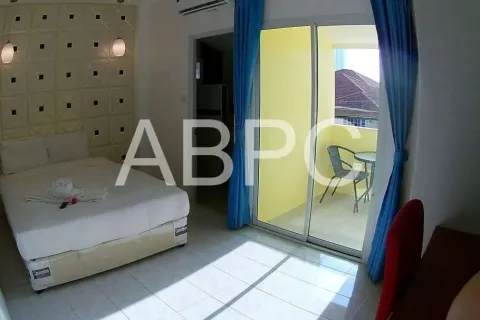 Casa de 7 dormitorios en Jomtien Beach, Pattaya, Tailandia № 211978 - foto 14
