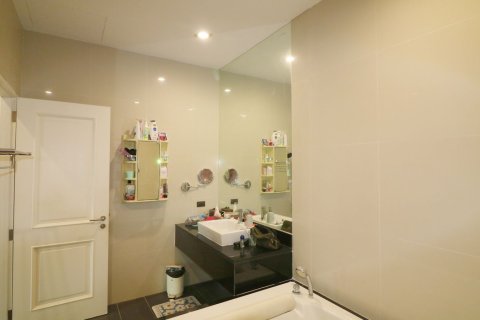 Maison à Udon Thani, Thaïlande 3 chambres № 135838 - photo 25