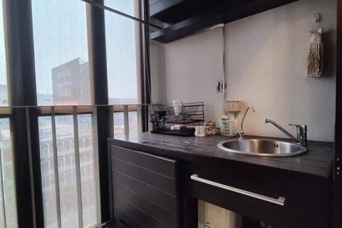 Кондоминиум с 2 спальнями в Чатучаке, Бангкок, Таиланд № 135843 - фото 15