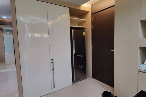 Кондоминиум с 2 спальнями в Чатучаке, Бангкок, Таиланд № 135843 - фото 11