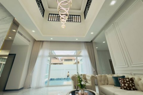 Дом в Паттайе, Таиланд с 3 спальнями  № 117379 - фото 4