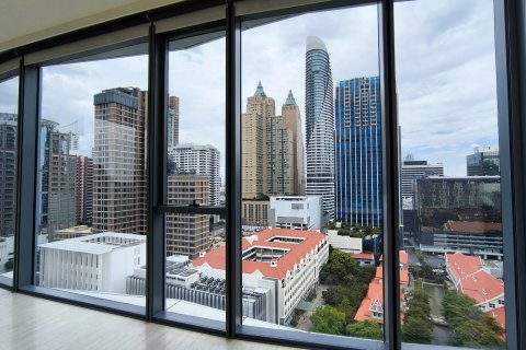 Condo in Bangkok, Thailand, 2 bedrooms  № 166765