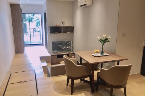 Condo in Bangkok, Thailand, 1 bedroom  № 143033 - photo 1