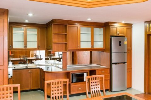 Кондоминиум с 2 спальнями в Бангкоке, Таиланд № 143034 - фото 10