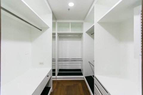 Кондоминиум с 2 спальнями в Бангкоке, Таиланд № 143034 - фото 8