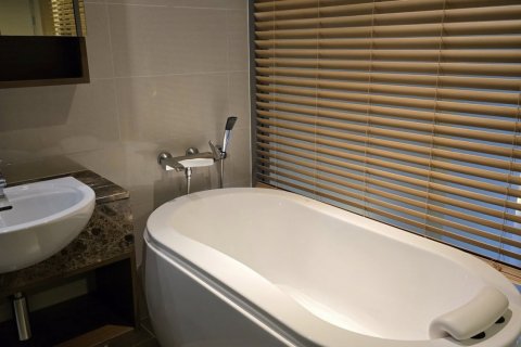 Кондоминиум с 1 спальней в Бангкоке, Таиланд № 143031 - фото 8