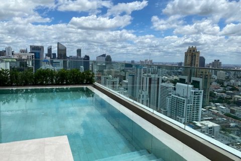 Condo in Bangkok, Thailand, 2 bedrooms  № 143037 - photo 8