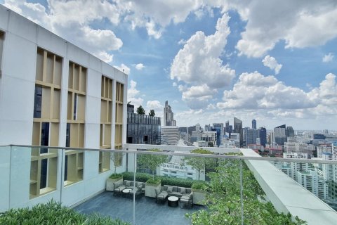 Condo in Bangkok, Thailand, 2 bedrooms  № 143037 - photo 10