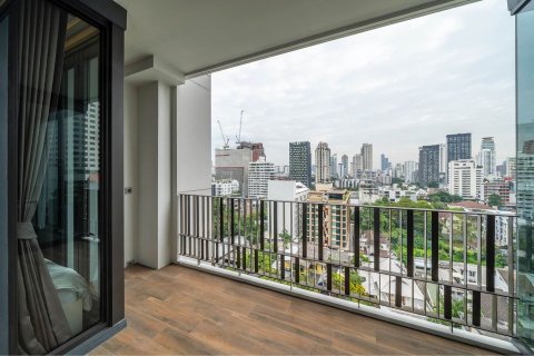 Condo in Bangkok, Thailand, 2 bedrooms  № 143037 - photo 7