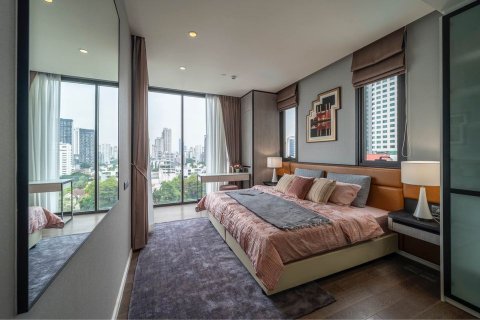 Condo in Bangkok, Thailand, 2 bedrooms  № 143037 - photo 4