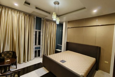 Townhouse à Bangkok, Thaïlande 4 chambres № 143036 - photo 11