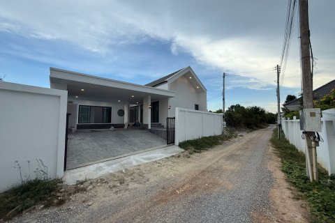 Вилла в Хуа Хине, Таиланд с 3 спальнями  № 148184 - фото 5