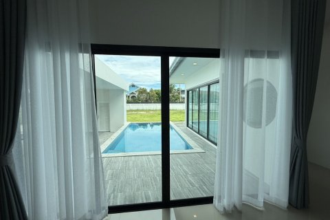 Вилла в Хуа Хине, Таиланд с 3 спальнями  № 148184 - фото 20