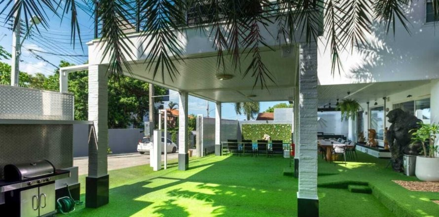 Villa à Phuket, Thaïlande 7 chambres № 160732