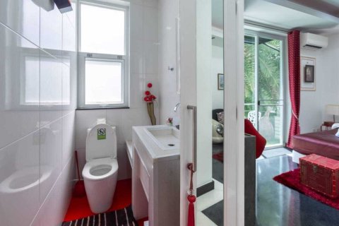 Villa à Phuket, Thaïlande 7 chambres № 160732 - photo 30