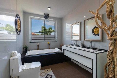 Villa à Phuket, Thaïlande 7 chambres № 160732 - photo 16