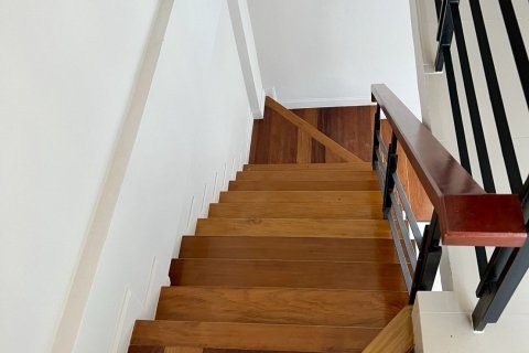 Townhouse in Hua Hin, Thailand 3 bedrooms № 160737 - photo 8