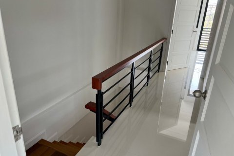 Townhouse in Hua Hin, Thailand 3 bedrooms № 160737 - photo 15