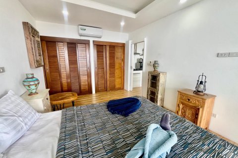 Apartment in Ko Samui, Thailand 2 bedrooms № 167664 - photo 15