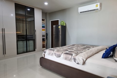 Townhouse in Hua Hin, Thailand 2 bedrooms № 167666 - photo 11
