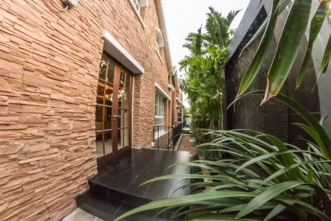 Maison à Watthana, Bangkok, Thaïlande 6 chambres № 167661 - photo 28