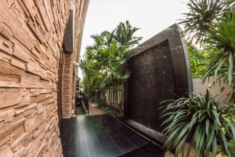 Maison à Watthana, Bangkok, Thaïlande 6 chambres № 167661 - photo 29